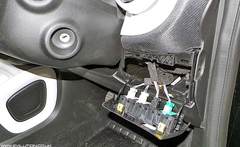 Evilution - Smart Car Encyclopaedia smart fortwo fuse box location 